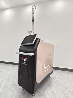 755nm 2700W Odmłodzenie skóry Nd Yag Laser do usuwania tatuaży